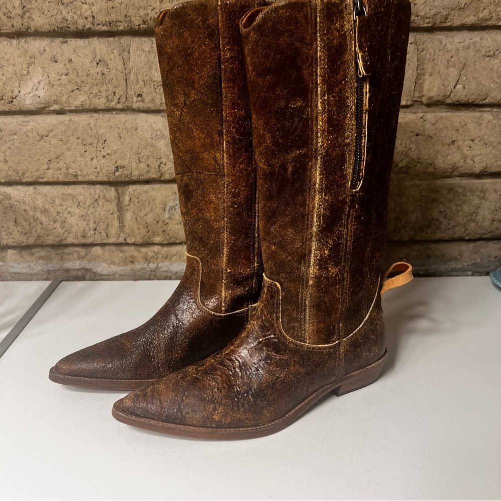 We the Free Allistar Brown Leather Cowboy Boots. - Picture 8 of 9